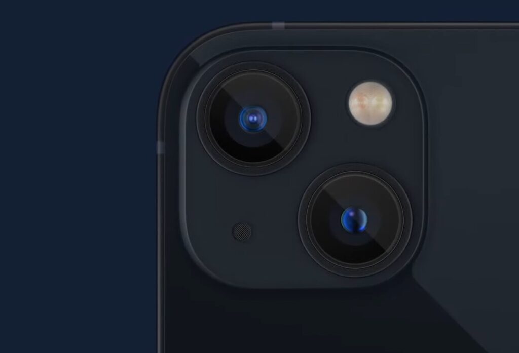 iPhone 13 Mini lenses