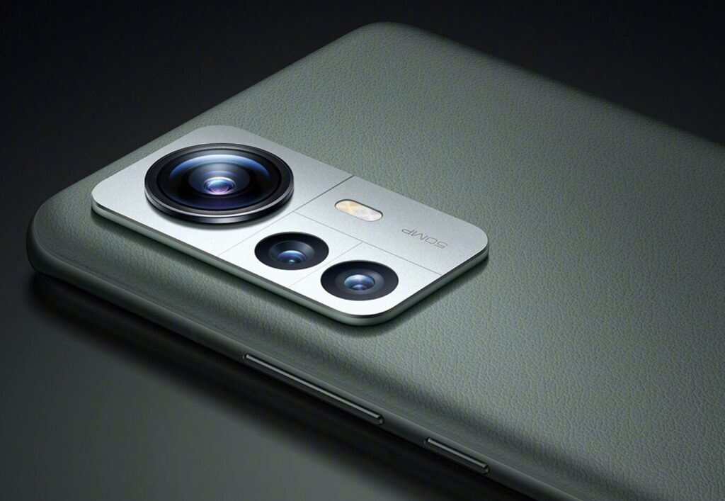 Xiaomi 12 and 12 Pro camera