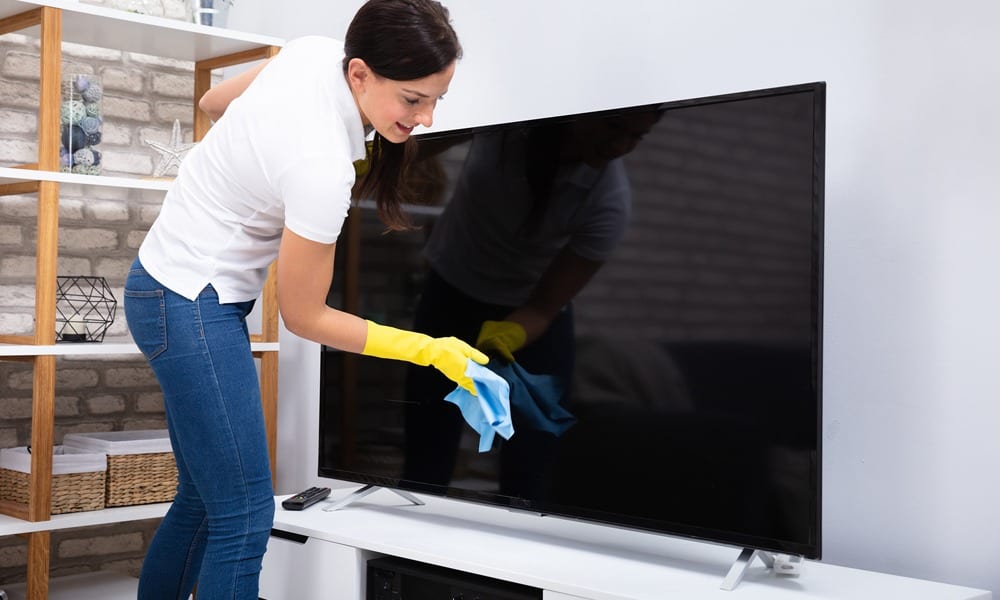 Clean your TV properly